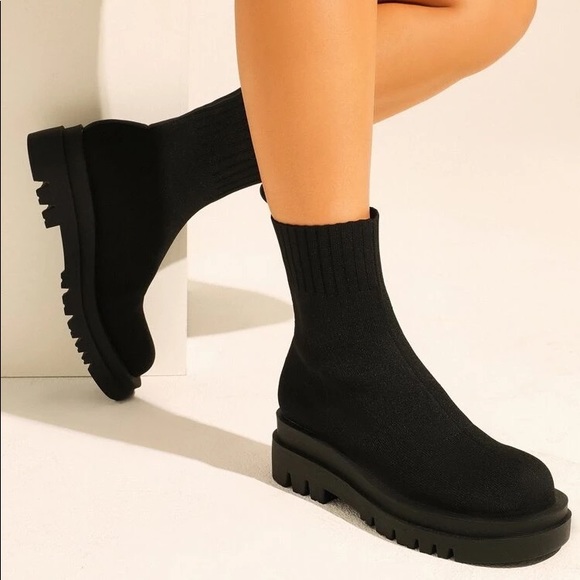 Shoes - Minimalist Knit Detail Ankle Boots NWT